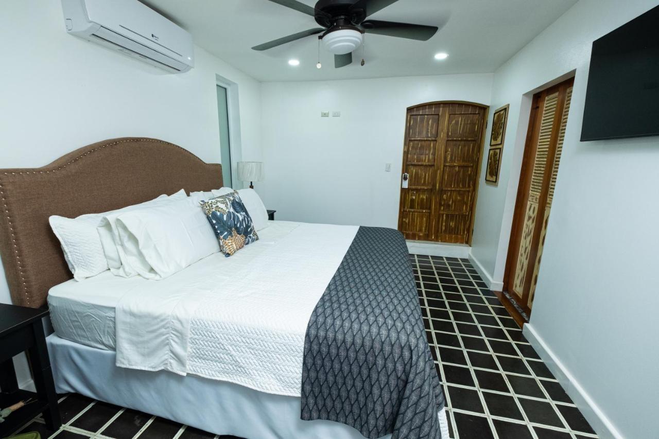 Angeli Gardens Boutique Hotel 산페드로술라 외부 사진
